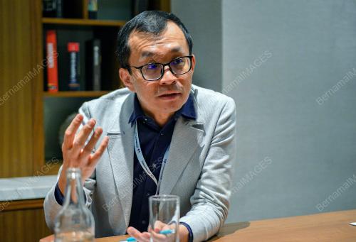 PROF DR LIM SOO KUN