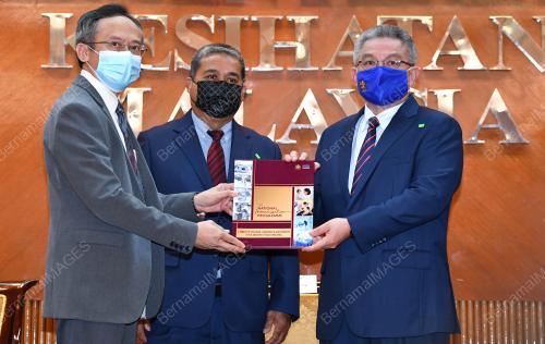 DATUK SERI DR ADHAM BABA