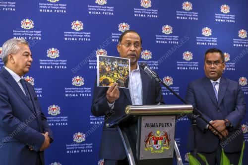 DATUK SERI DR ZAMBRY ABDUL KADIR