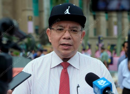 DATUK SAIFUDDIN ABDULLAH