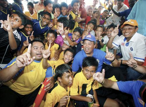 TAN SRI MUHYIDDIN YASSIN