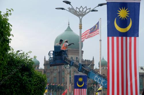 TINJAUAN PERSIAPAN PELANCARAN BULAN KEBANGSAAN