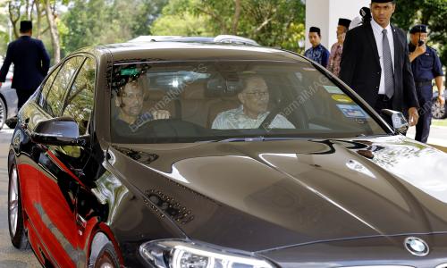 SULTAN HASSANAL BOLKIAH