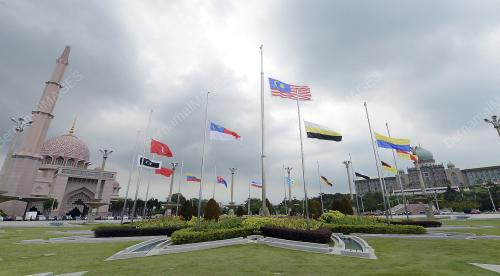 PTJ08_29052014_BENDERA