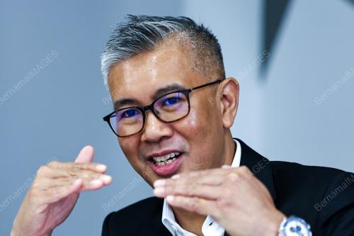 TENGKU DATUK SERI ZAFRUL ABDUL AZIZ