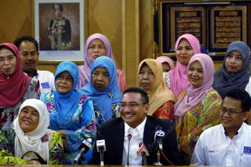 HISHAMUDDIN TUN HUSSEIN