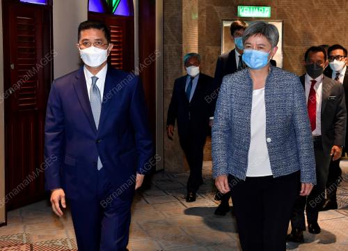 DATUK SERI MOHAMED AZMIN ALI
