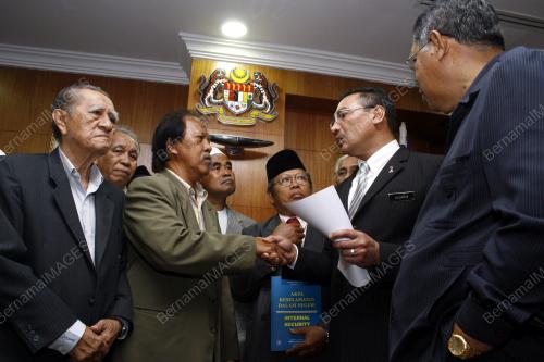 HISHAMMUDDIN TUN HUSSEIN