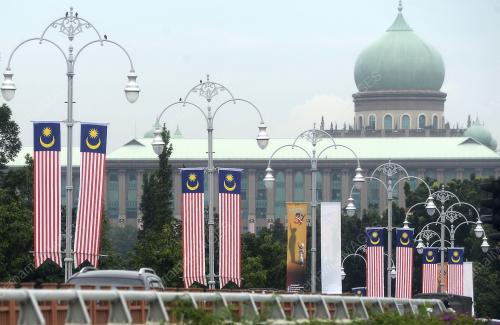 PTJ08_29082014_BENDERA