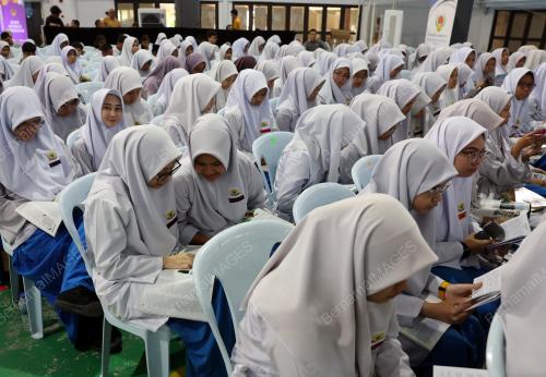 DEKAD MEMBACA KEBANGSAAN (DMK) 2025