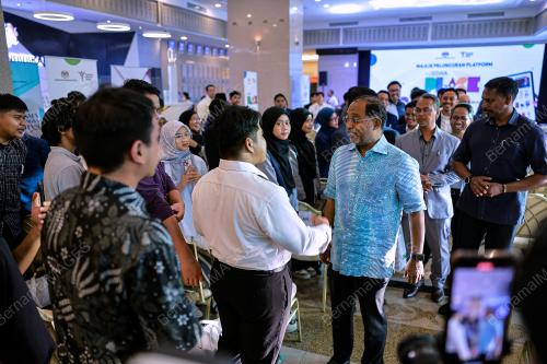 DATUK SERI DR ZAMBRY ABDUL KADIR