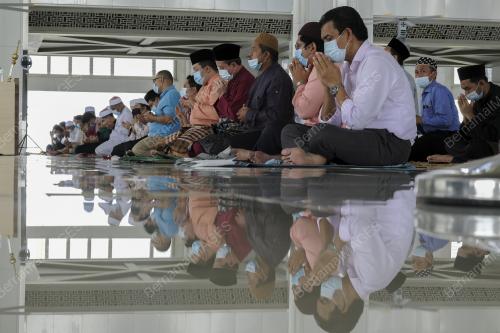 SOLAT JUMAAT DAN SOLAT HAJAT