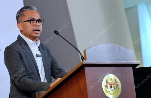 FAHMI FADZIL