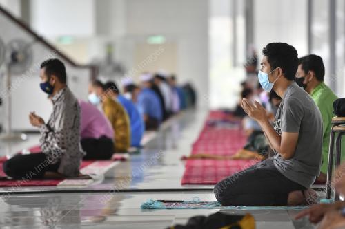 SOLAT JEMAAH PENJARAKAN SOSIAL