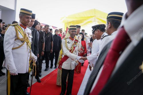PTJ08_31072016_PAHLAWAN