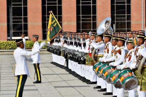 HARI PAHLAWAN