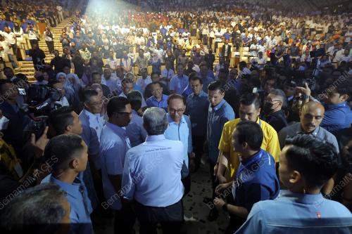 DATUK SERI ANWAR IBRAHIM