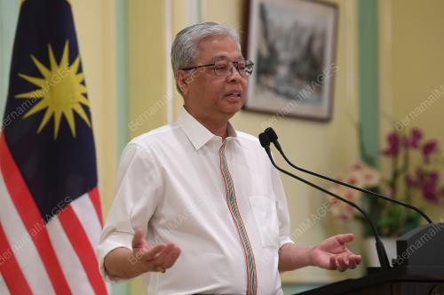 DATUK SERI ISMAIL SABRI YAAKOB