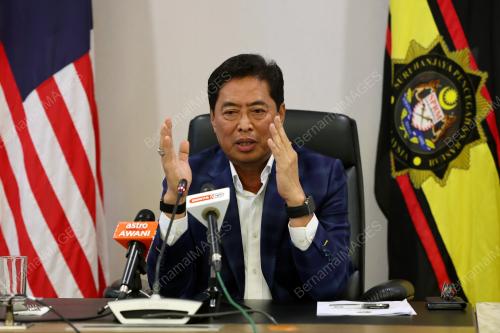 TAN SRI AZAM BAKI