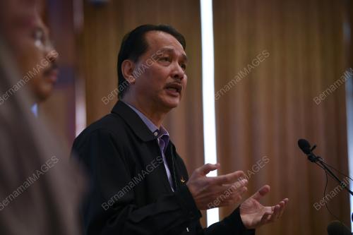 DATUK DR NOOR HISHAM ABDULLAH