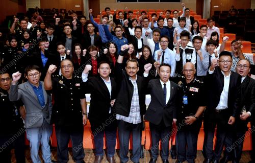 PTJ09_02122017_IBR_GRADUAN