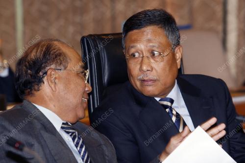 ABDUL AZIZ MOHD YUSOF