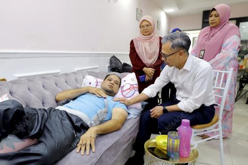 FAHMI FADZIL