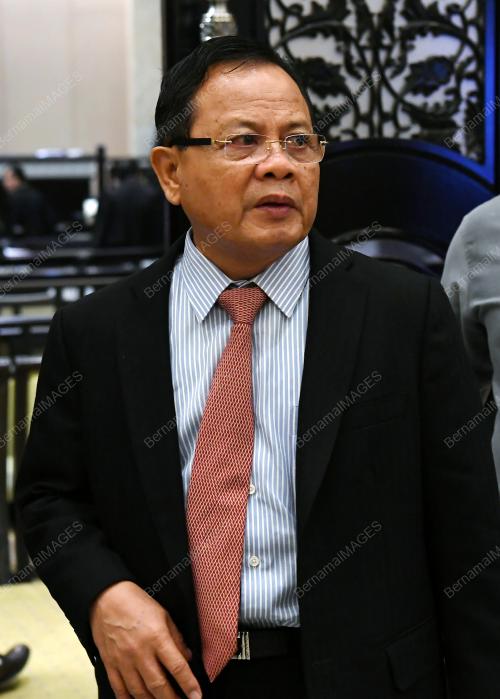 DATUK SERI AHMAD HAMZAH
