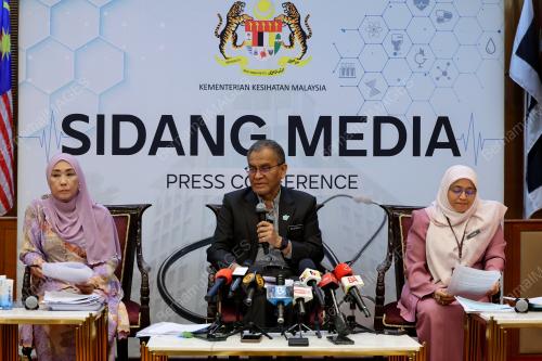 DATUK SERI DR DZULKEFLY AHMAD