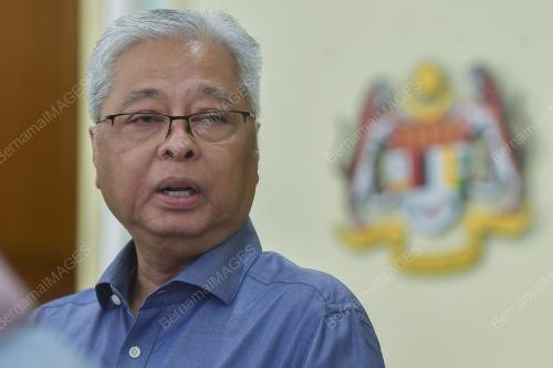 DATUK SERI ISMAIL SABRI YAAKOB