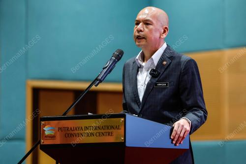 DATUK ARMIZAN MOHD ALI