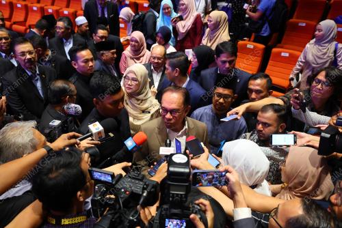 DATUK SERI ANWAR IBRAHIM