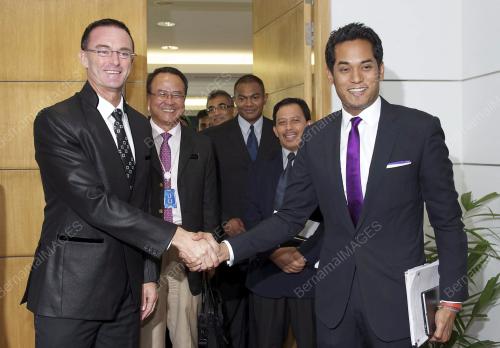 KHAIRY JAMALUDDIN