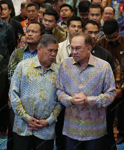 DATUK SERI ANWAR IBRAHIM