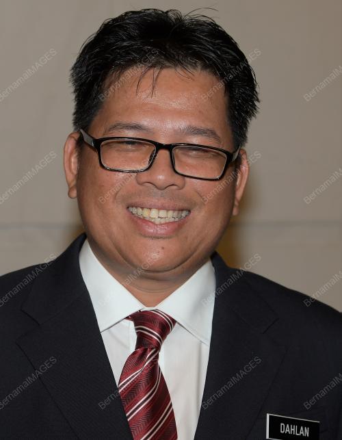 PTJ09_05092018_ANGKAT_SUMPAH_BN201809047389