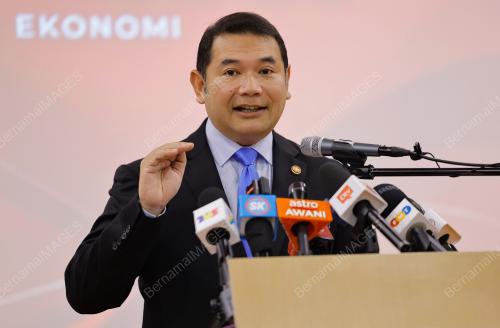 RAFIZI RAMLI
