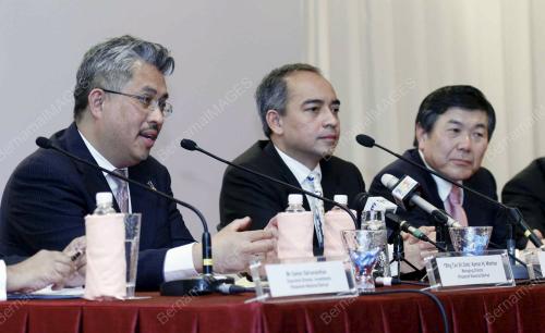 DATUK SERI NAZIR RAZAK