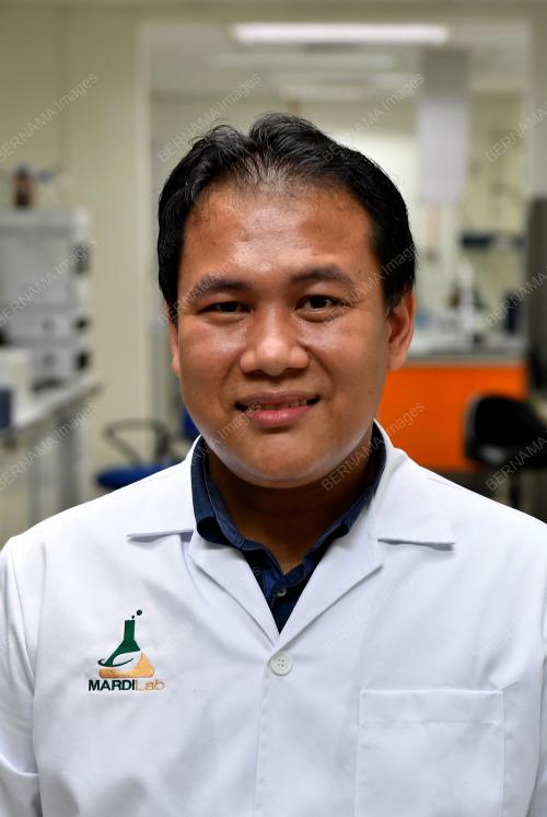 DR KHALISANNI KHALID