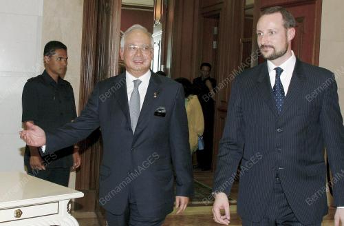 MOHD NAJIB TUN ABDUL RAZAK