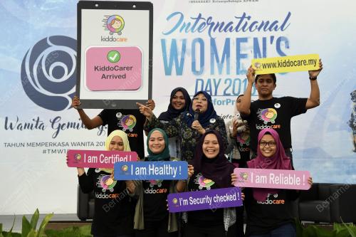 PTJ09_08032018_WANITA