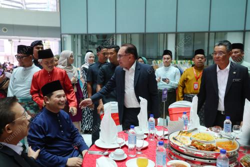 DATUK SERI ANWAR IBRAHIM