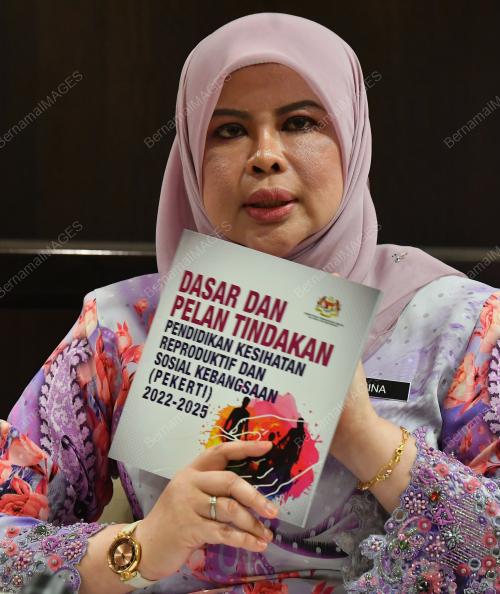 DATUK SERI RINA MOHD HARUN