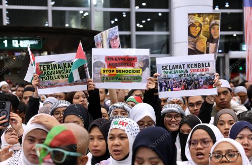 SUKARELAWAN GLOBAL SUMUD FLOTILLA (GSF)
