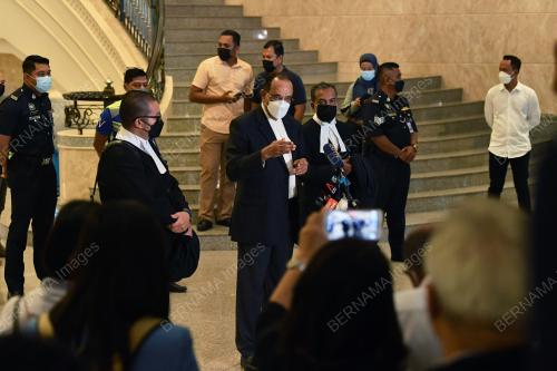 DATUK V SITHAMBARAM