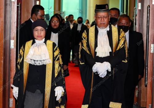 TUN TENGKU MAIMUN TUAN MAN