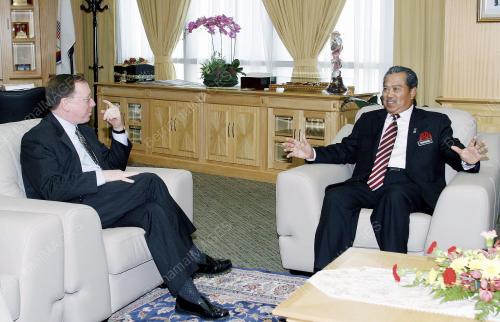 MUHYIDDIN YASSIN