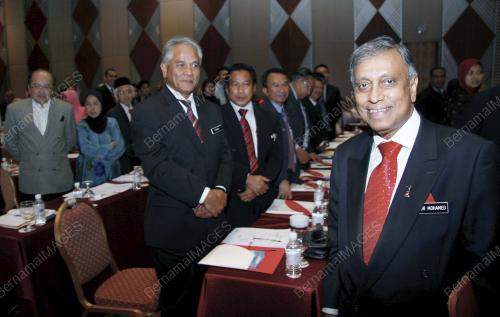 NOR MOHAMED YAKCOP