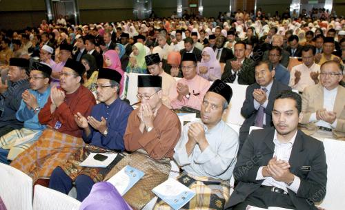 DATUK SERI MOHD NAJIB TUN ABDUL RAZAK