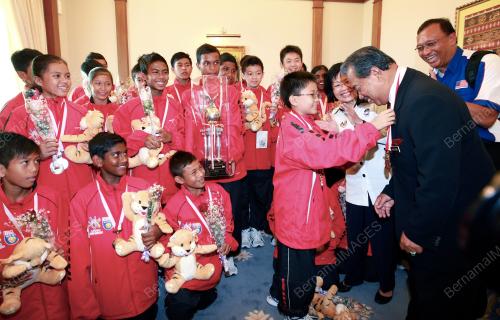 MUHYIDDIN YASSIN