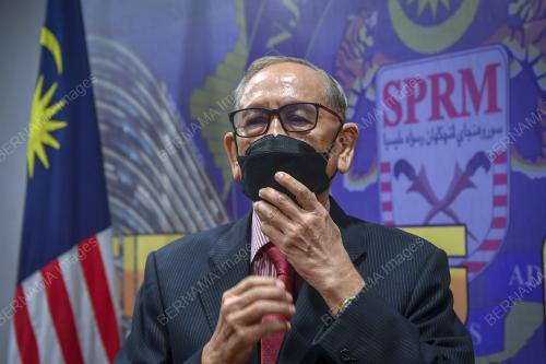 TAN SRI ABU ZAHAR UJANG